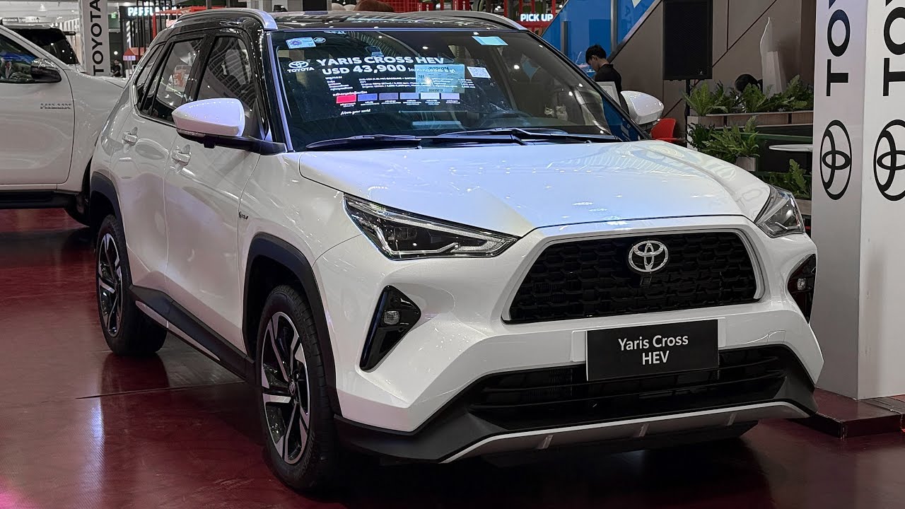New Toyota YARIS CROSS HEV 2026 - Luxury SUV | Exterior and Interior