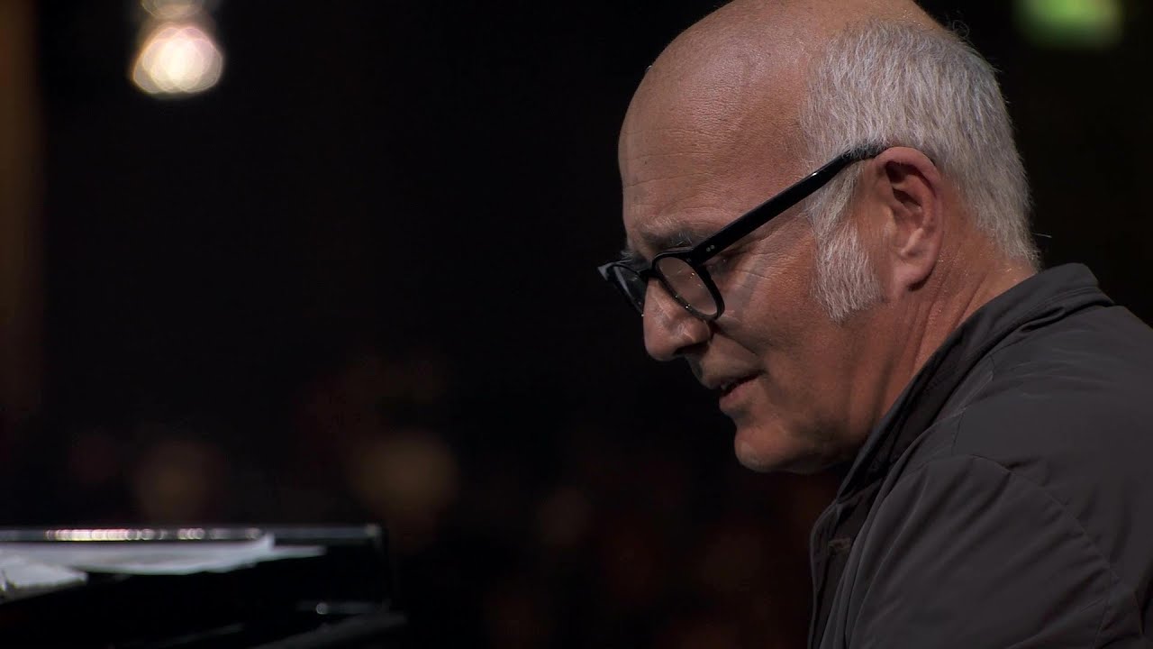 Ludovico Einaudi – Fly (Live at iTunes Festival 2013)