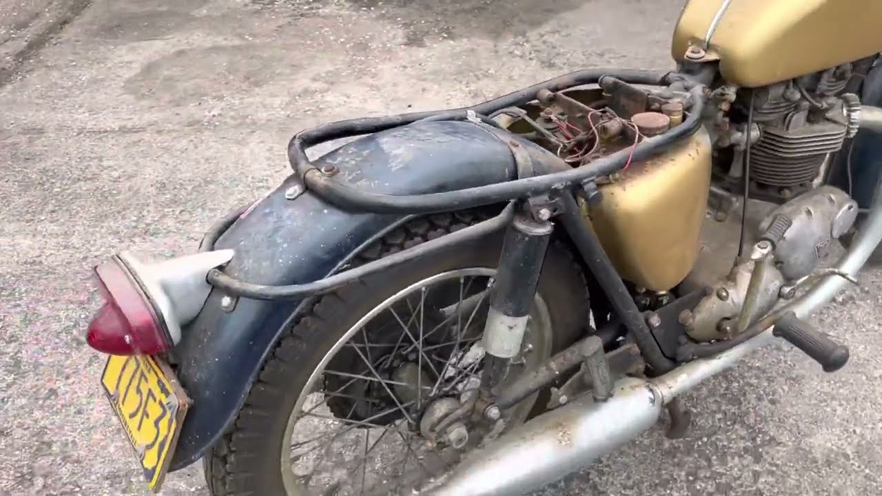 Projekt Triumph 650cc TR6R Tiger z 1967 roku | Renowacja zabytkowych motocykli