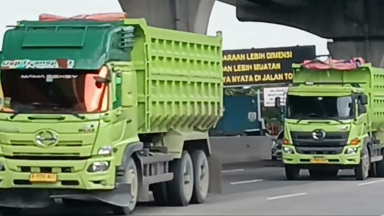 #SITUASI lalu lintas dijalan tol tegal gede Cikarang 