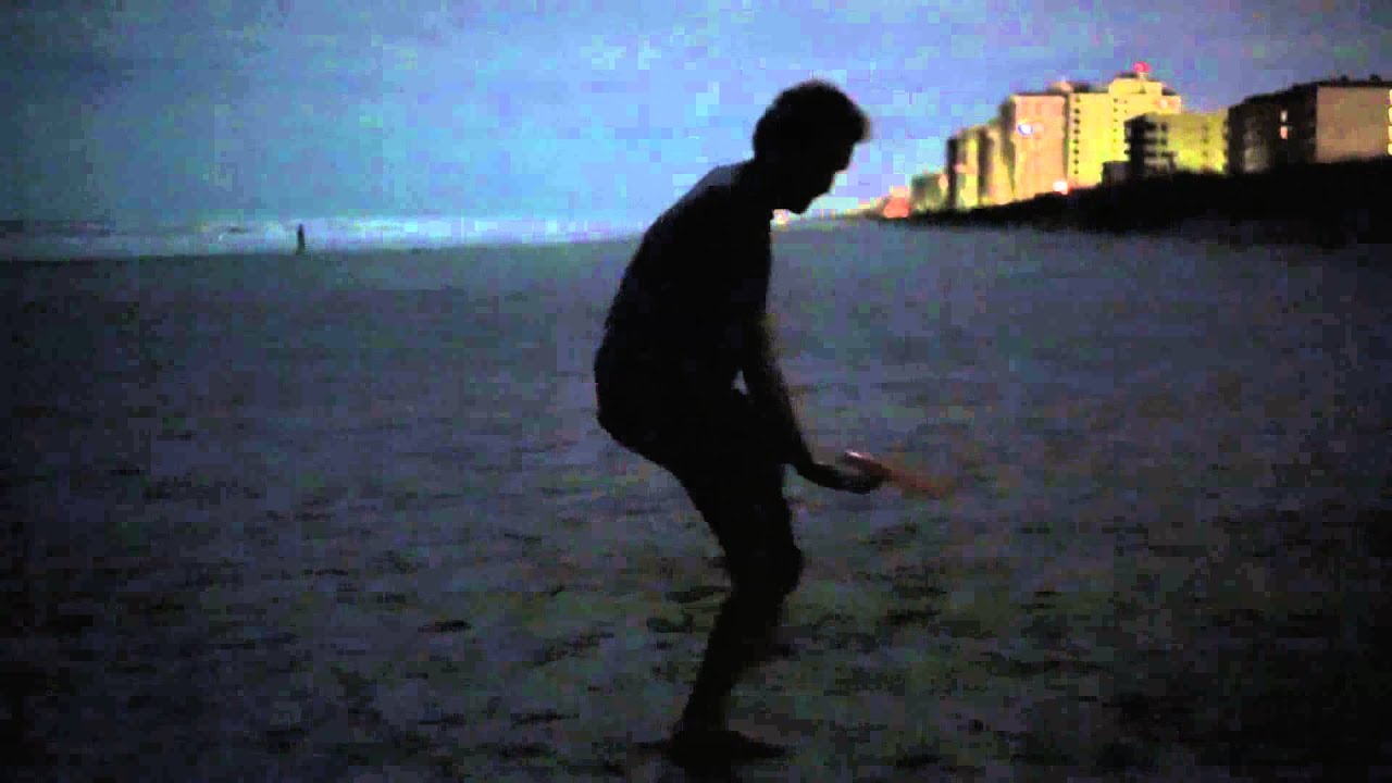 Frisbee Freestyle: Spread the Jam Project (Beach Series feat. Matt Gauthier in the Moonlight)