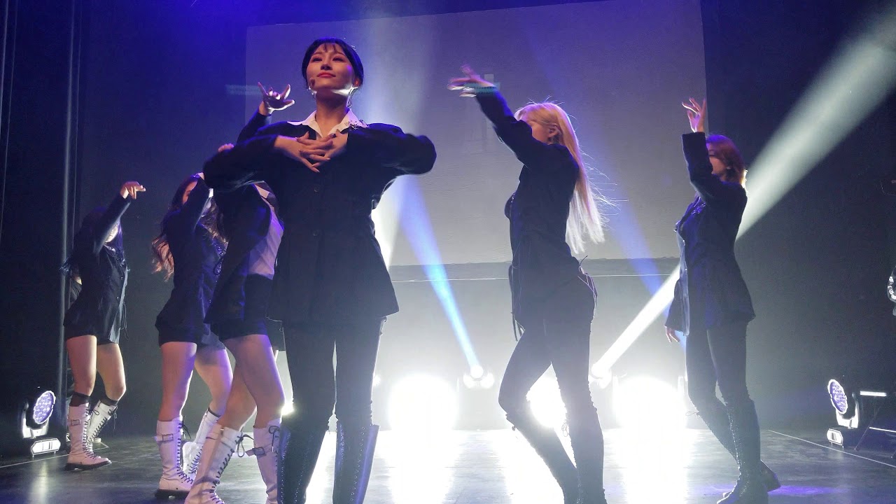 Dreamcatcher (드림캐쳐) - Fly High (날아올라)- Live in New Jersey 191215 - 4k Fancam