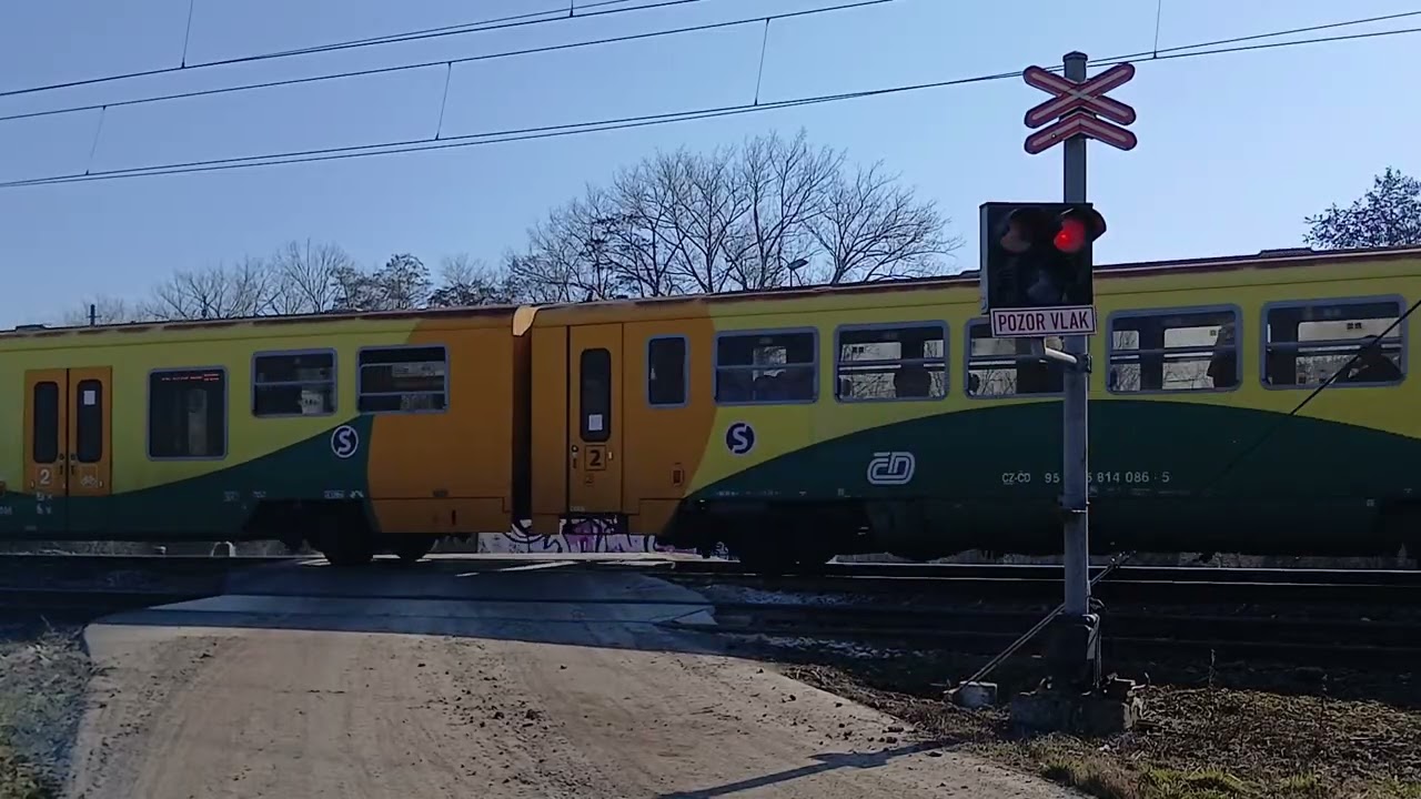 Železniční přejezd Kolín - měnírna | P3728 | 28.2.2026