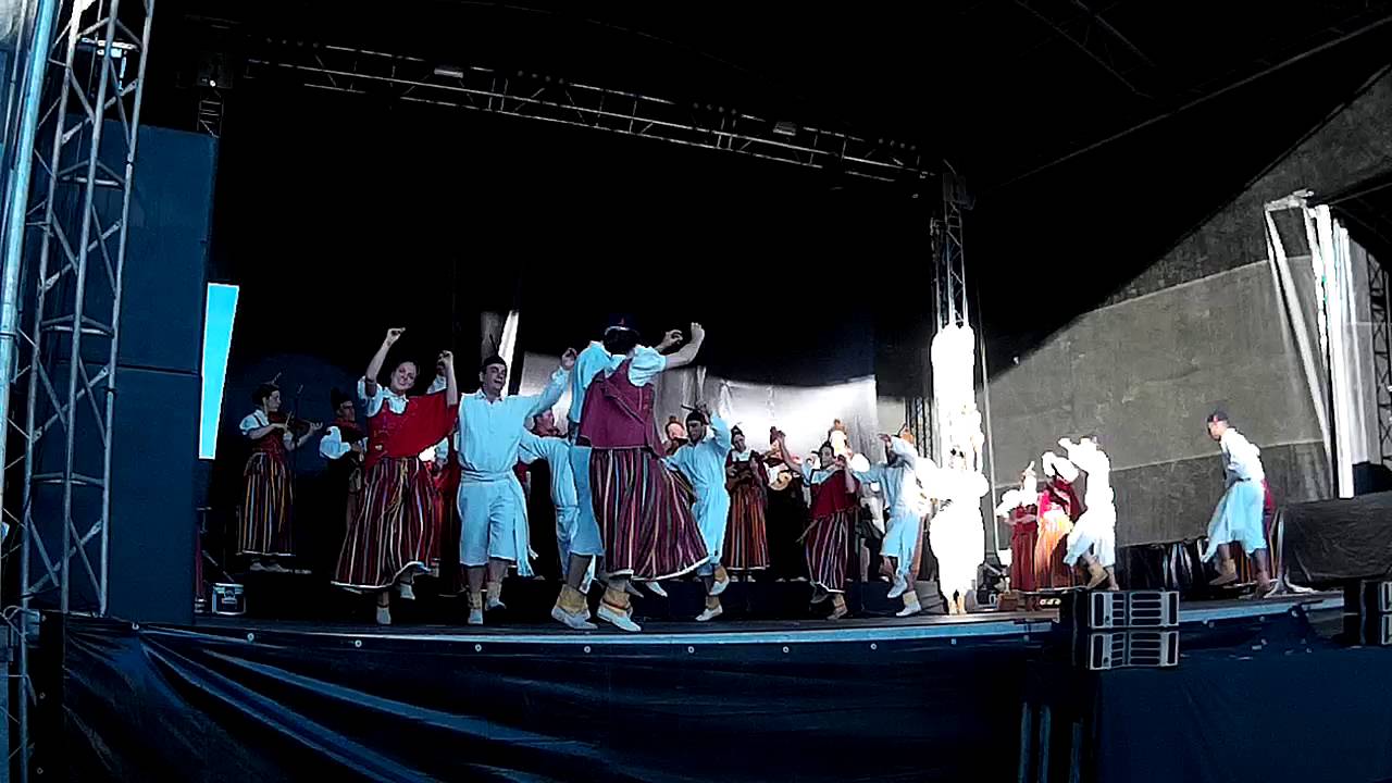 Grupo Folclórico da Casa do Povo da Camacha - Baile Pesado / Bailinho da Madeira