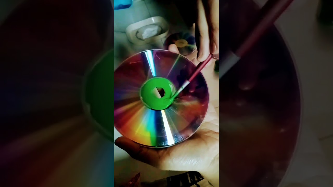 diy with old CD / wall decoration ideas