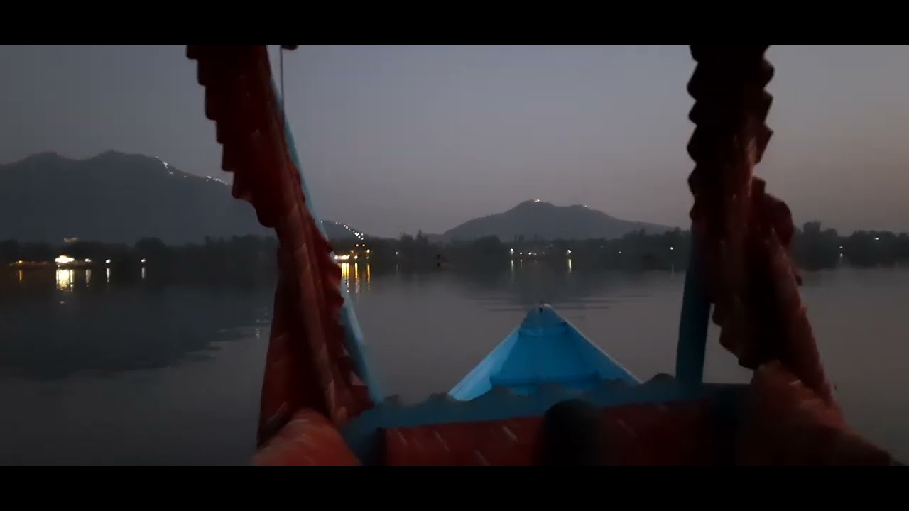 Sikara Ride at  #NaginLake in the evening time (Bad experience). See before visit.