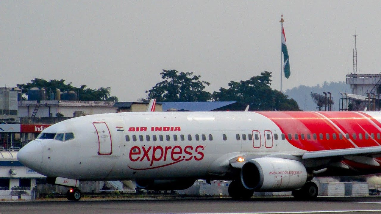 Air india express beautiful takeoff from Calicut Int'l Airport [HD]