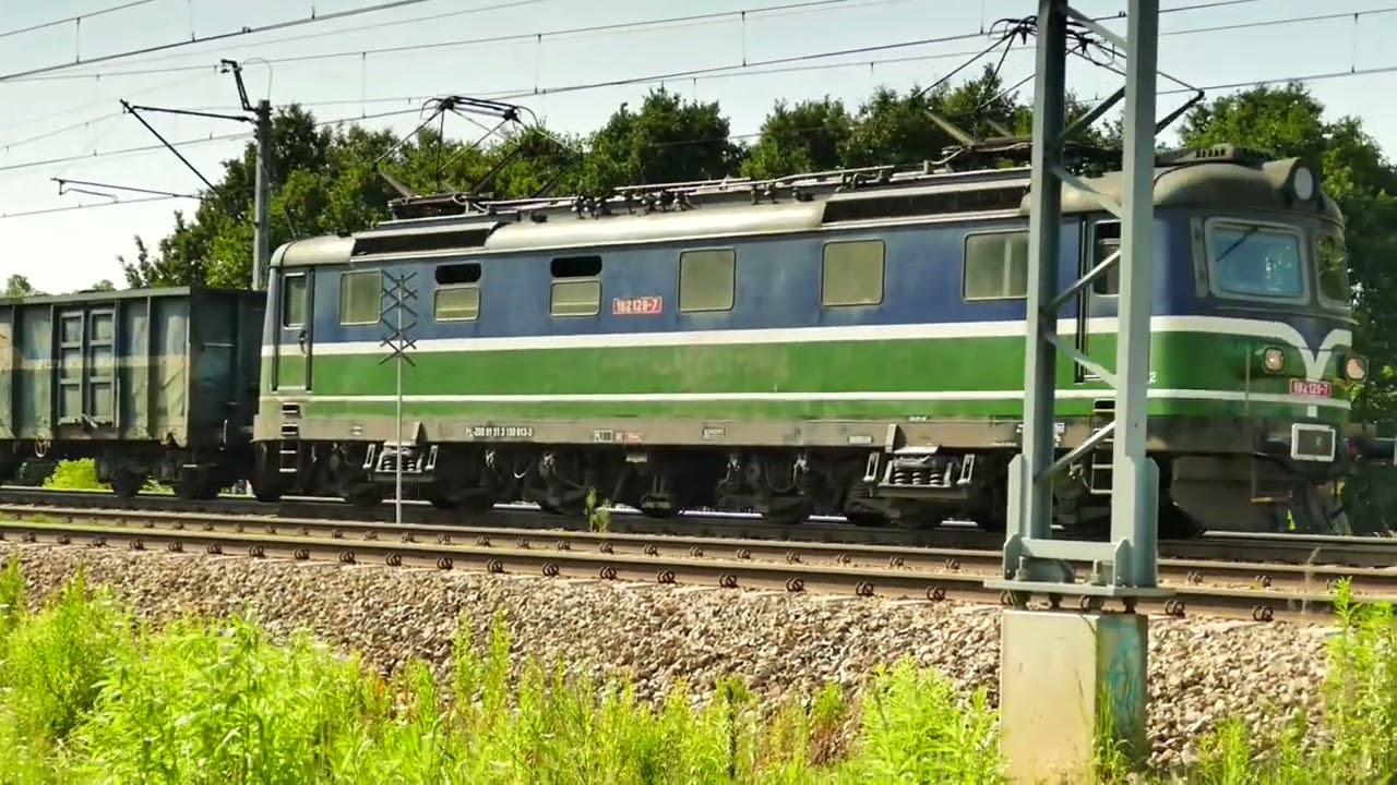 E182 129 RailSTM z ładownymi węglarkami STOP and GO + mijanka z duetem KOLPREM