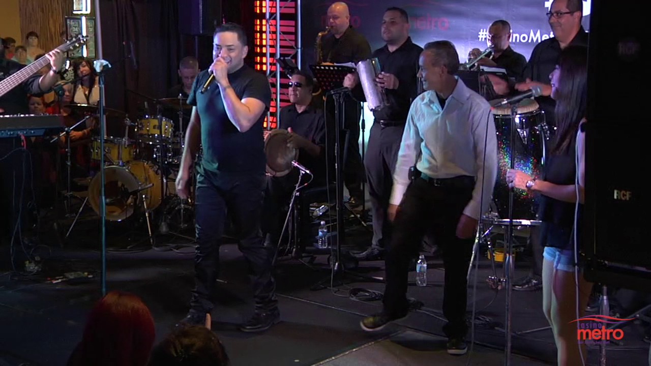 Manny Manuel -Medley hits en Casino Metro