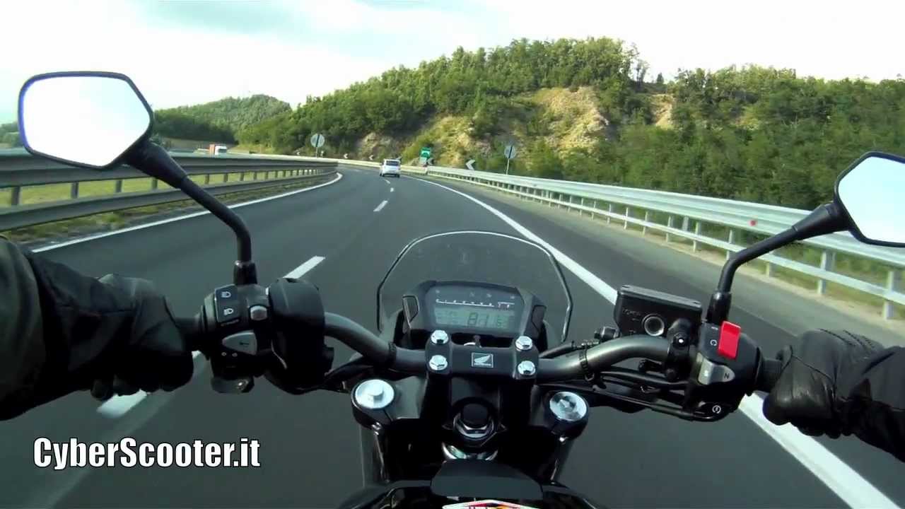 Honda NC700S DCT - Onboard sull'autostrada A15 'della Cisa'