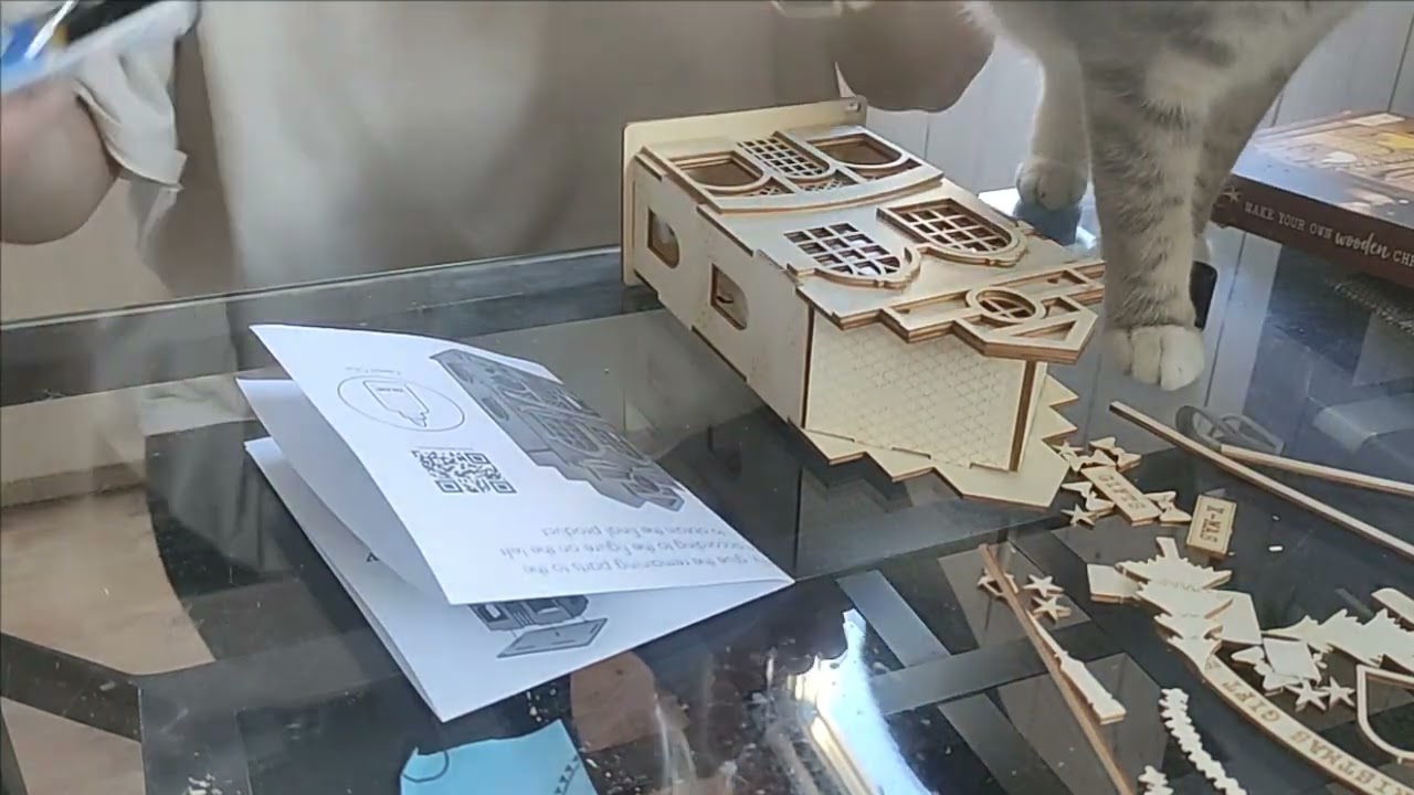 Собираю ночник. Рождественский домик.