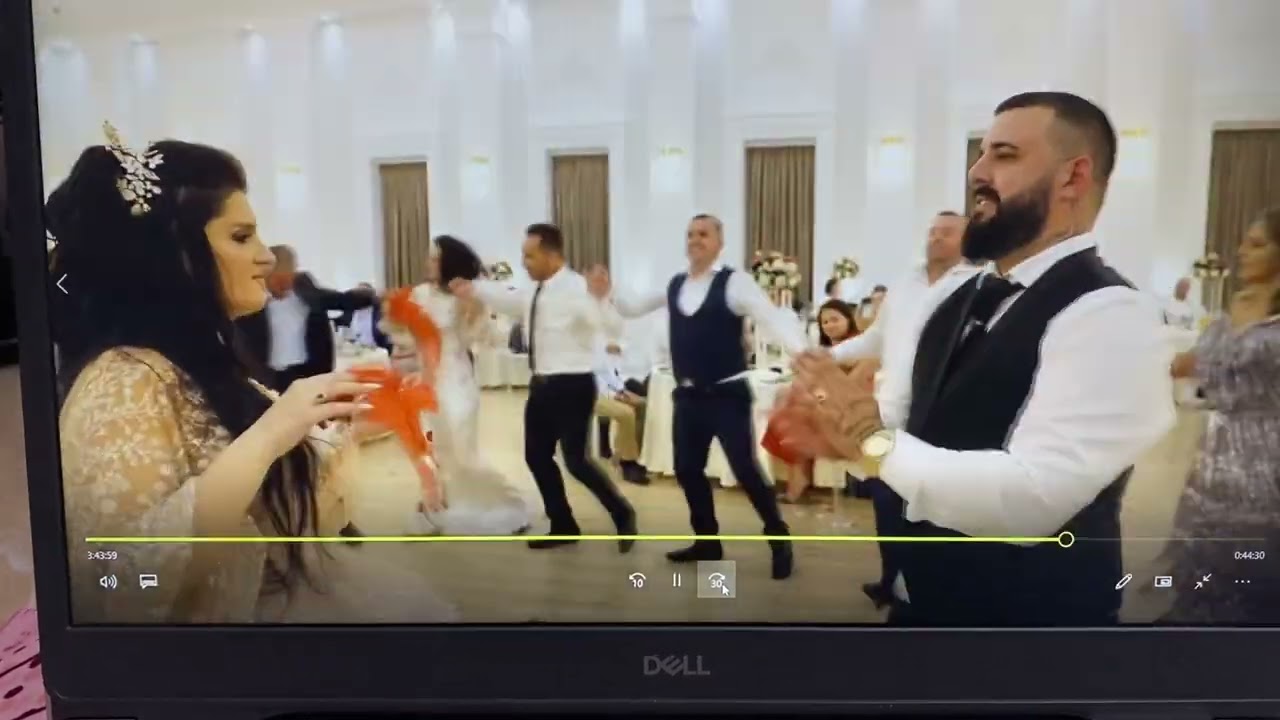 Dasma e soniles dhe izmirit , krushqit