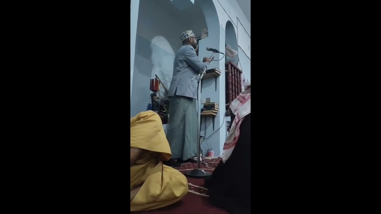 خاطب الله المذنب بصفة الإيمان حتى لا يقنط 