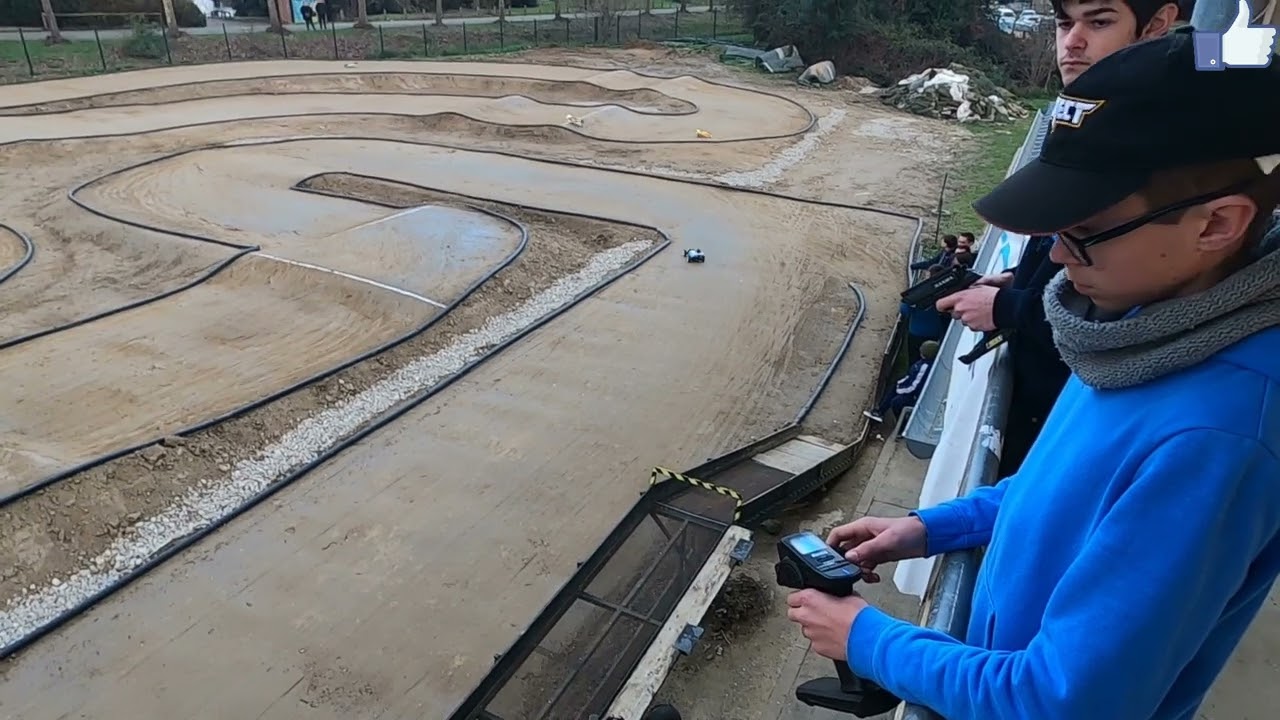 Nouveau circuit TTMBC 2023 Inauguration Premier roulage sur la piste avec le TEKNO EB48 2.1E