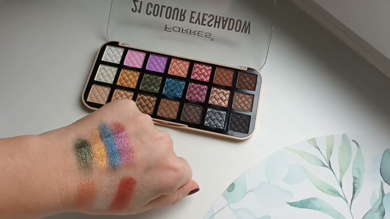 Обзор бюджетной палетки теней Farres🎨покупала в Галамарте за 200 руб🤭
