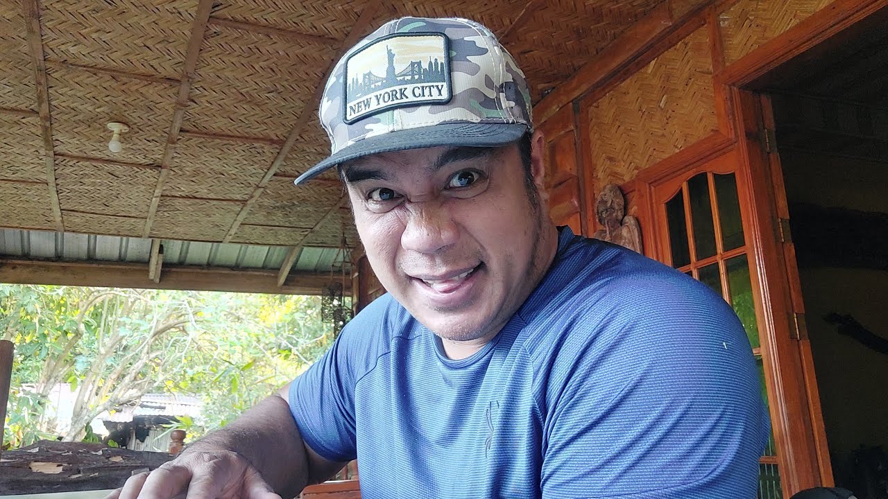 LET YOUR SMILE  CHANGE THE WORLD , DONT LET THE WORLD CHANGE YOUR SMILE.. GOD MORNING.