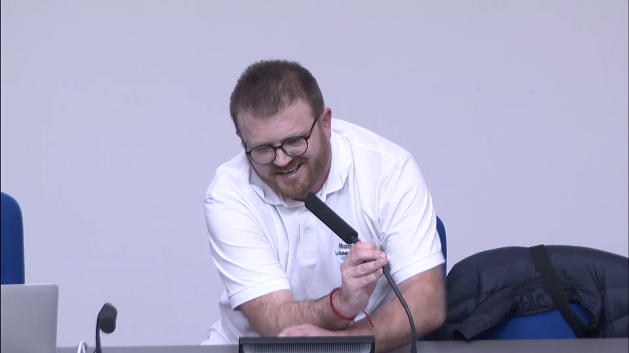 Conf&eacute;rence 