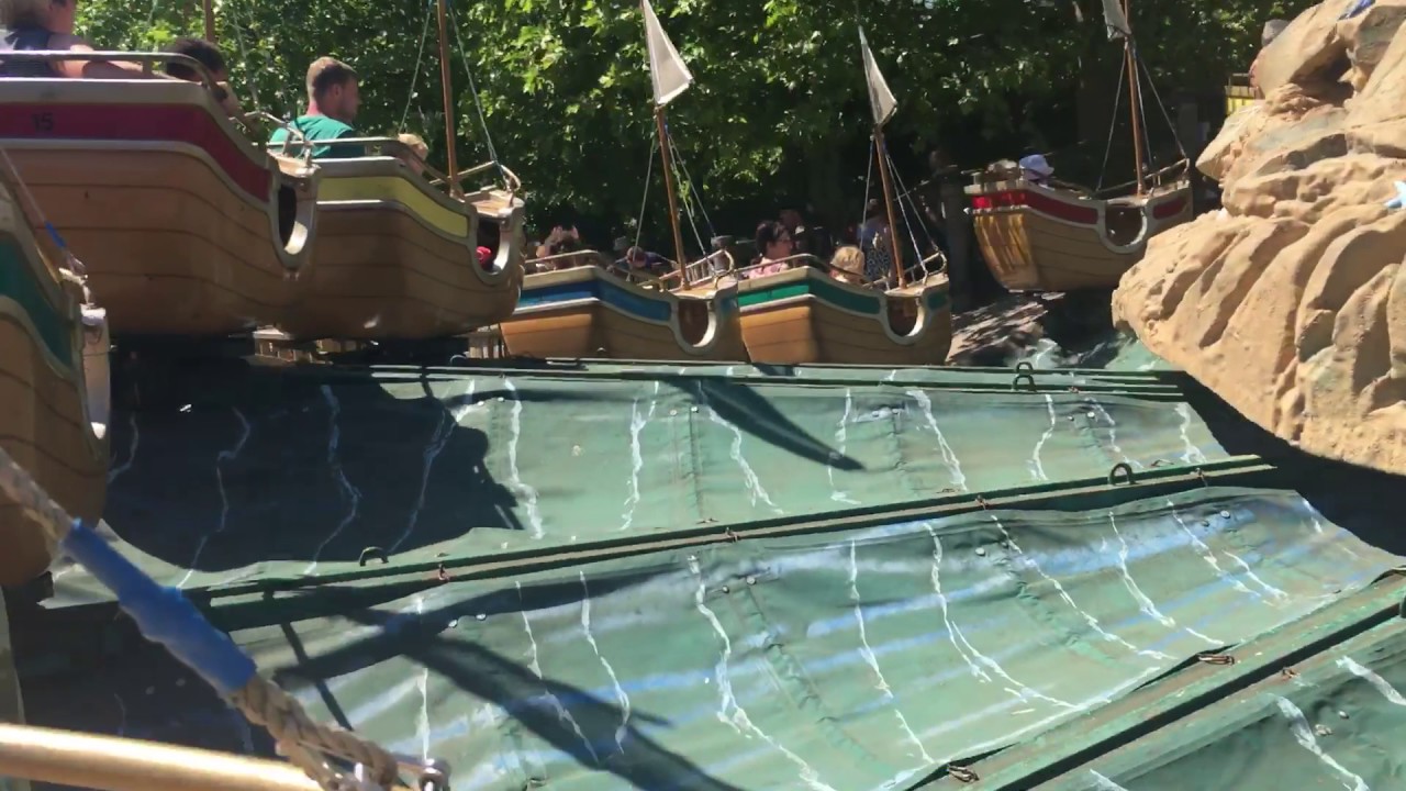 Chessington world of adventures sea storm whole ride