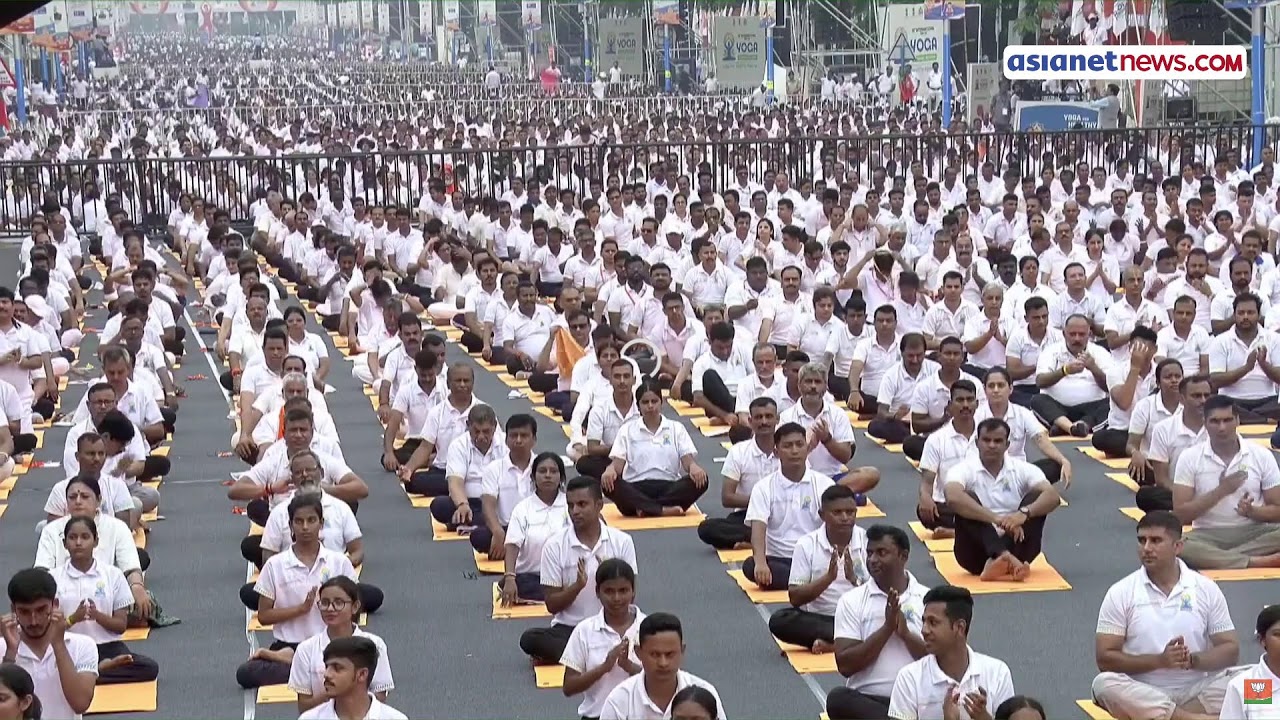 LIVE 🔴 PM Modi Participates in International Yoga Day 2026 Program in Kolkata