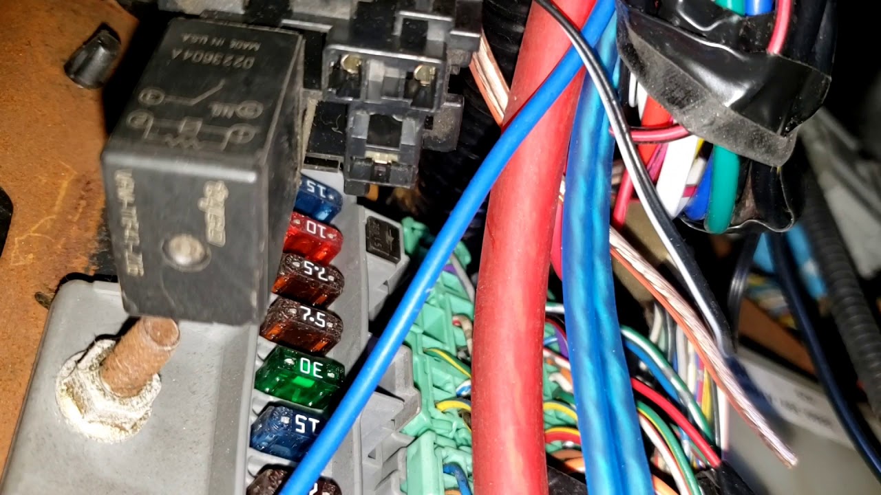 Почему не работают подсветка приборной панели и задние фонари. 03 Решены проблемы Honda Pilot.