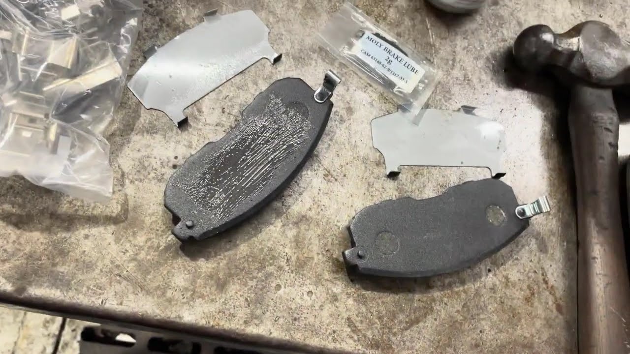 2010 Nissan Sentra front brake pads