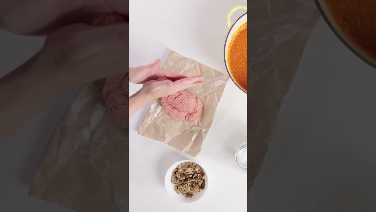 Balletjes in tomatensaus met pasta