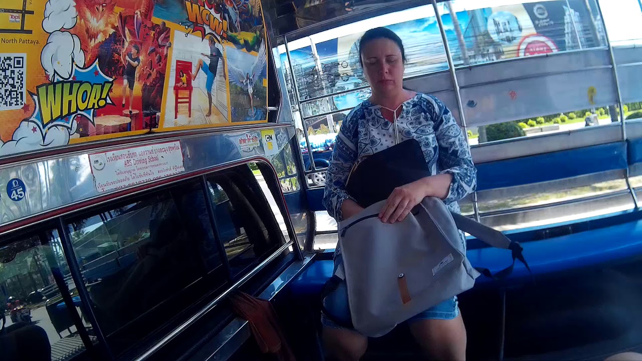 Дорога от New Nordic к туктукам и дорога в центр Паттайи. Тайланд. Паттайя. Ноябрь 2019 г.