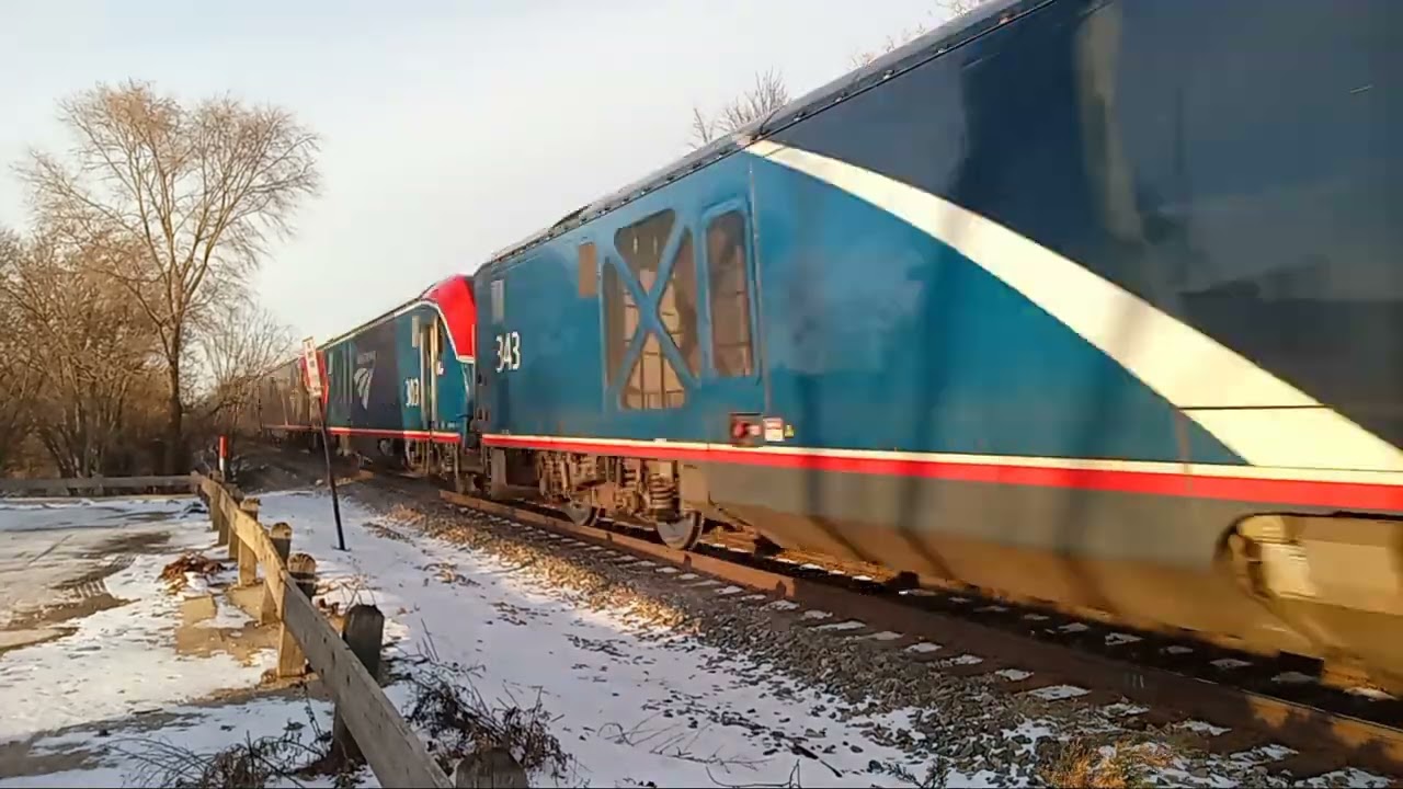 Amtrak's Eastbound Empire Builder Train 8