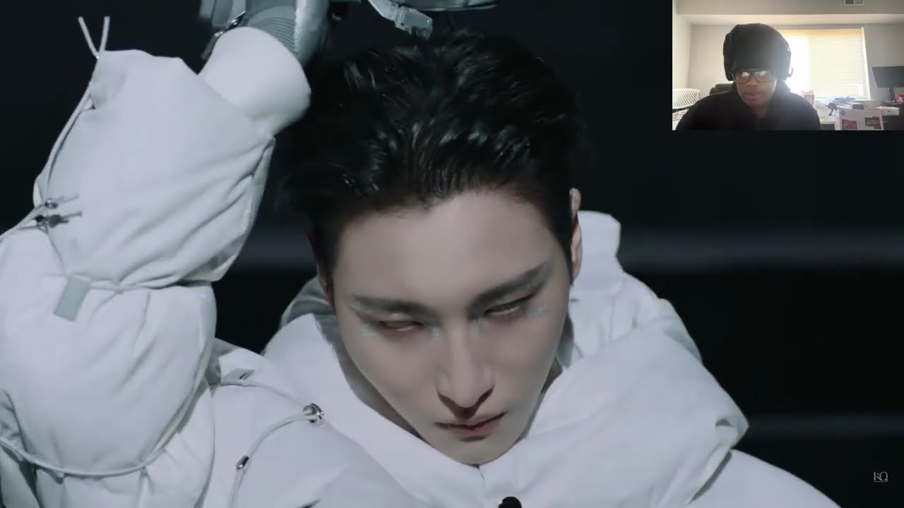 MY REACTION TO ATEEZ NASA PERFORMANCE VIDEO