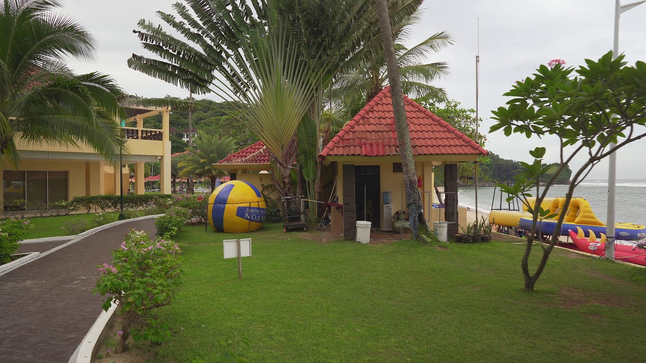 Philippines, Canyon Cove Hotel & Spa, walking around