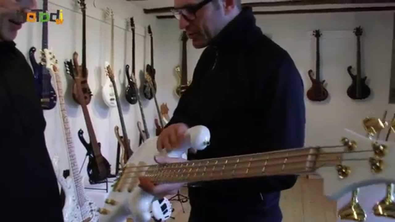 Wie baut man einen Bass? Hinter den Kulissen bei Bassbauerprofi Jens Ritter