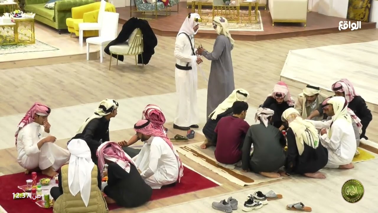 عشاء خالد للزملاءه بمناسبة رجوع خلف القحطاني #البزنس52