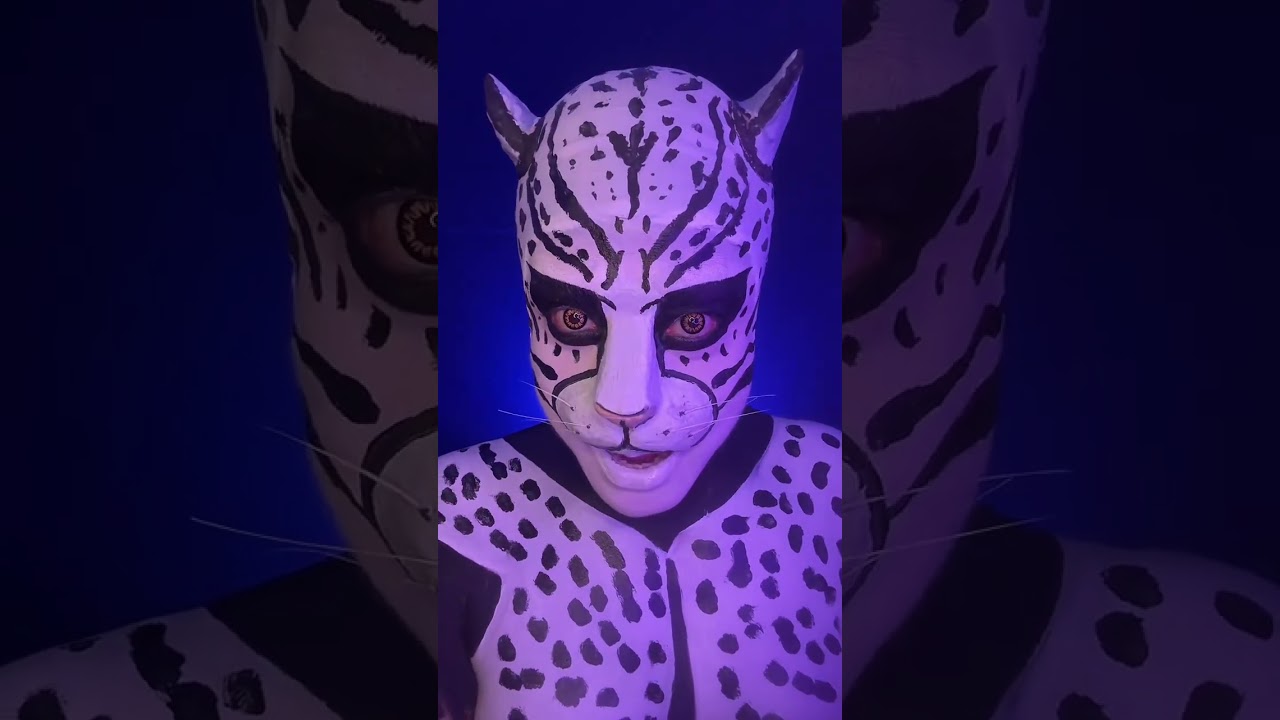 #promise #makeup #bengaltiger #cat #black #white #subscribers