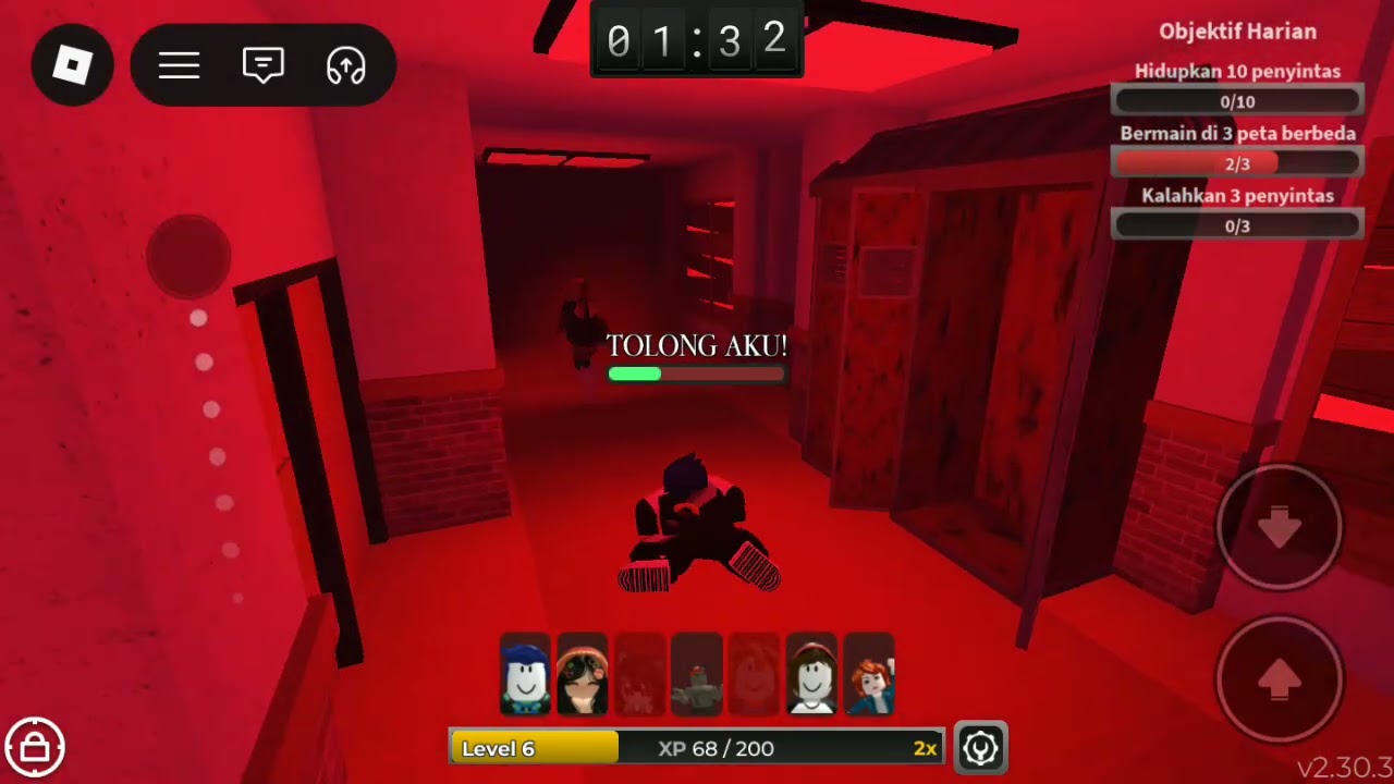 Bermain roblox lagi