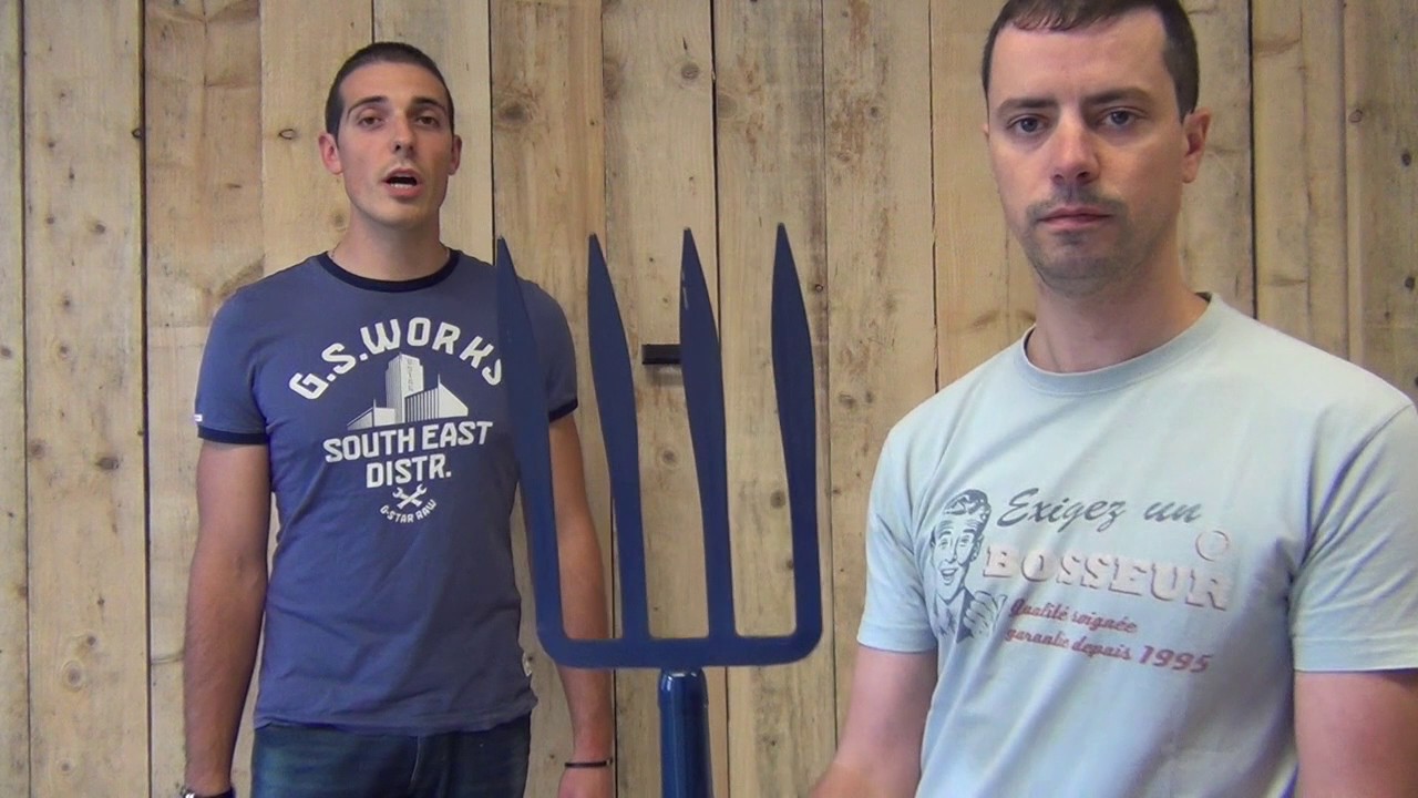 Fourche &agrave; b&ecirc;cher &agrave; soie avec dents spatul&eacute;es Forges & Jardins