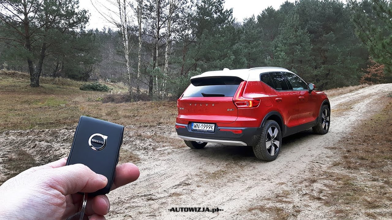 Volvo XC40 D4 AWD TEST POV Drive & Walkaround ENGLISH SUBTITLES