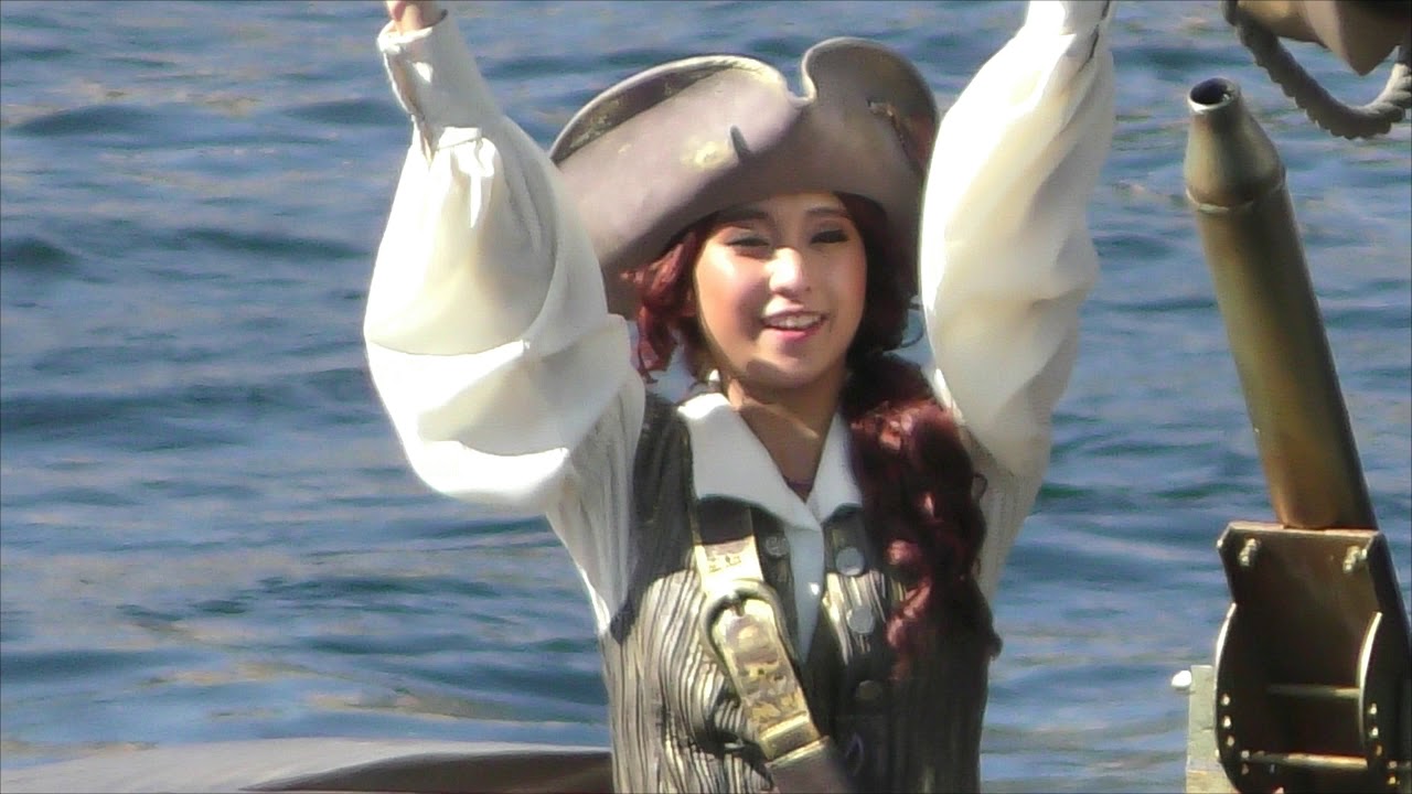 TDS ディズニー・パイレーツ・サマー2018.8.25　ご存知！大人気のハーフ神ダさん！を橋の上から拝見＾＾！（決死の覚悟でお顔アップで拝見させて頂きました！超激可愛です！）