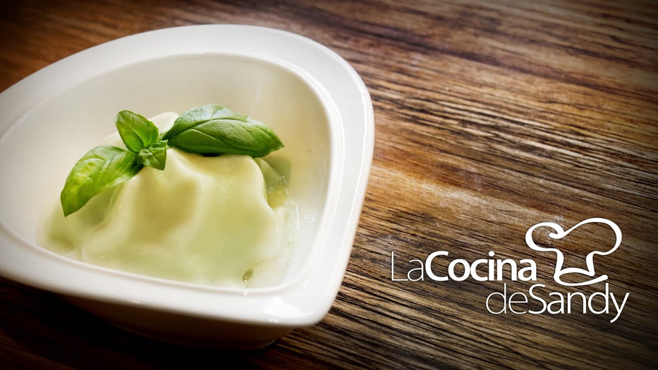 Espuma de Albahaca para Ensalada Caprese - Recetas de ensaladas - Comida italiana