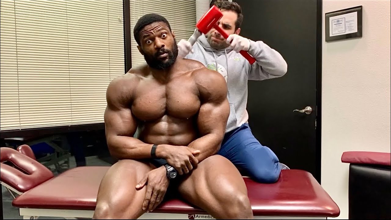 Dry Needling & Neck Hammering therapy few weeks out before My competition in the Arnold’s 2022