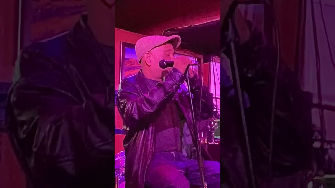@blackcatbones1072  