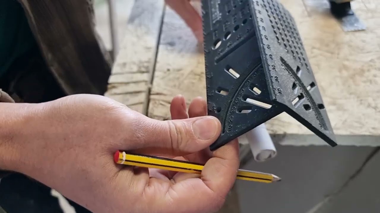 How to Cut Plastic Pipe with a Multi tool