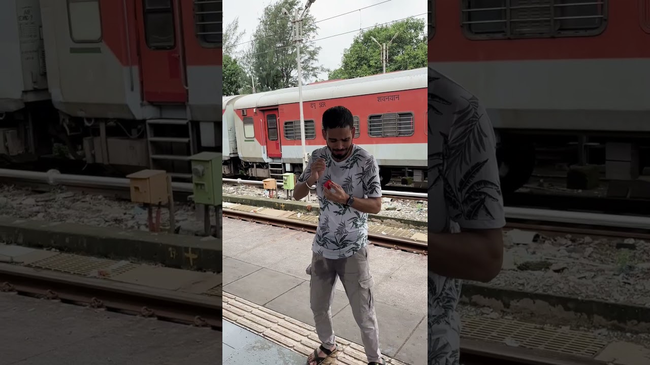 TC ne bachayi jaan #railway #ticketcollector #fraud #dhakamuki #shorts