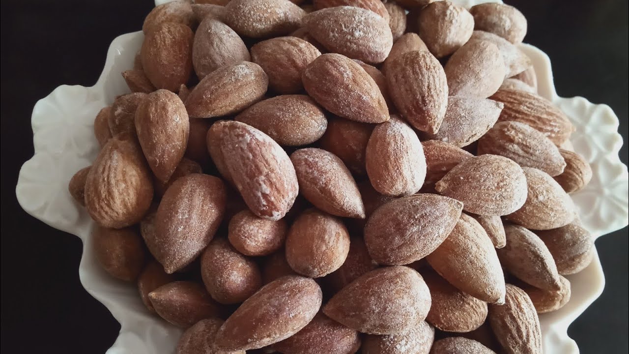 طريقة تحميص اللوز المملح بطريقة سهلة جدااا ومضمونة لذييذ ومقرمش/Amandes grillées