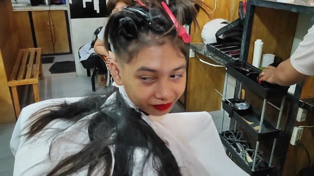 Cecilia High Bobcut