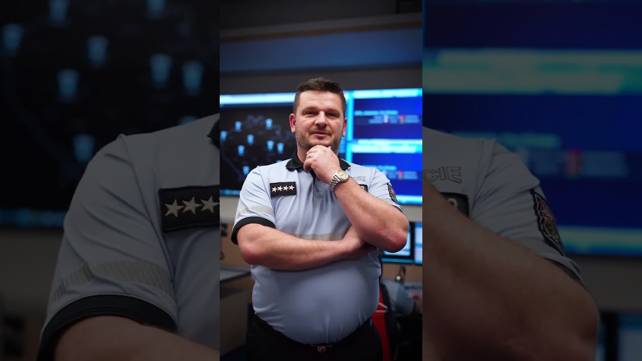 Policie ČR: Linka 158 a počet odbavených telefonátů v roce 2022. 📞