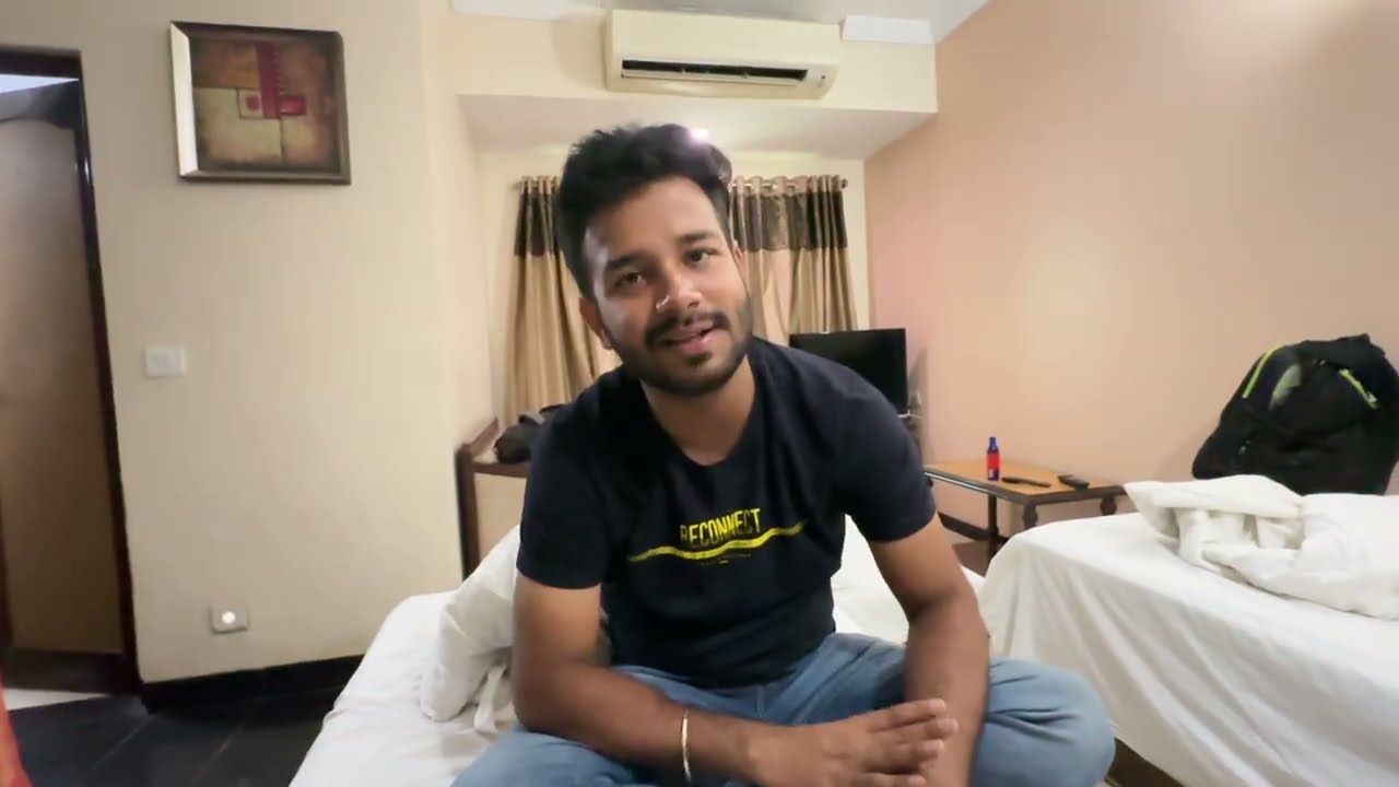 Bhavnagar Hotel stay with me - Local food tour and budget stay