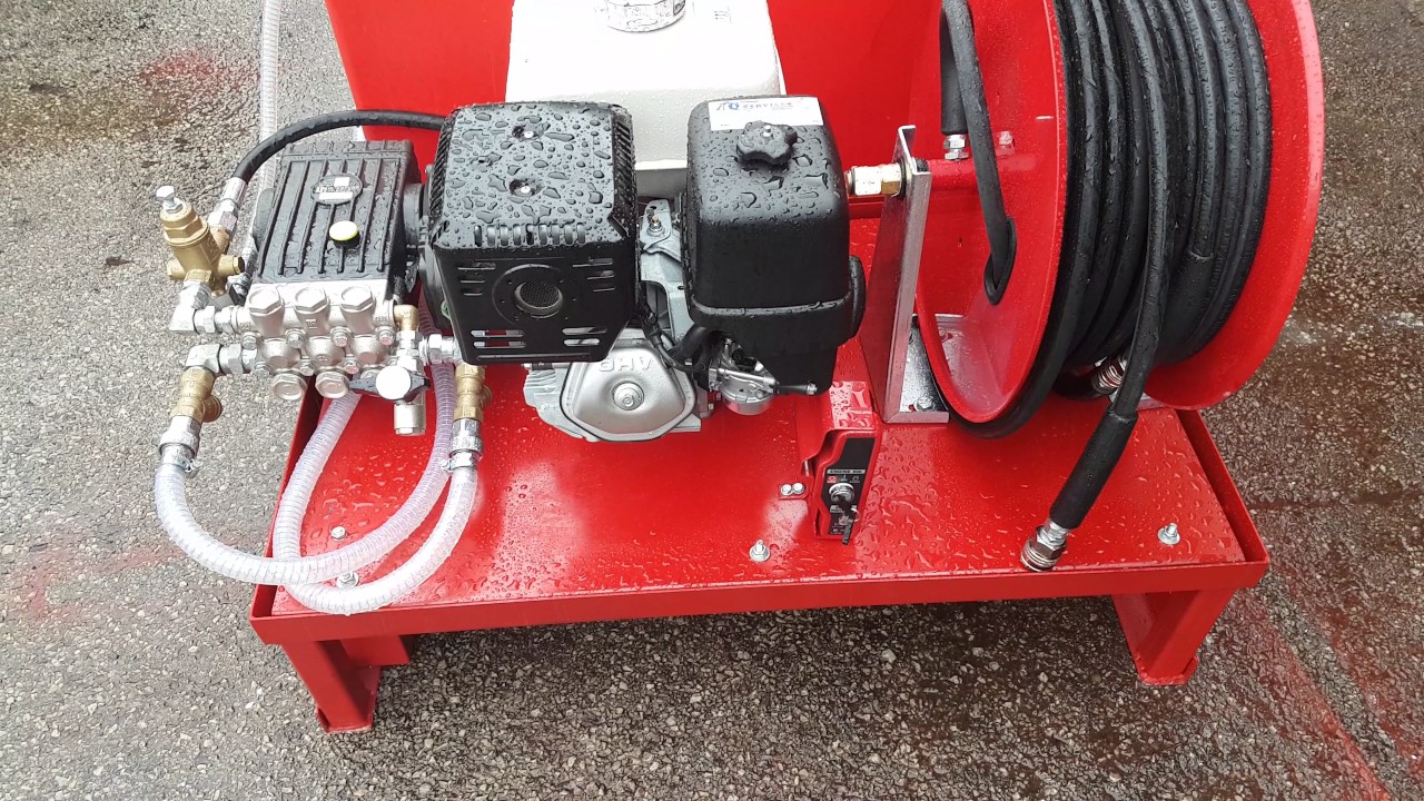 QWASHERS YOUTUBE HONDA GX390 13HP ELECTRIC START 21LTRS @ 200 BAR BAFFLED WATER TANK , 50M HOSE REEL
