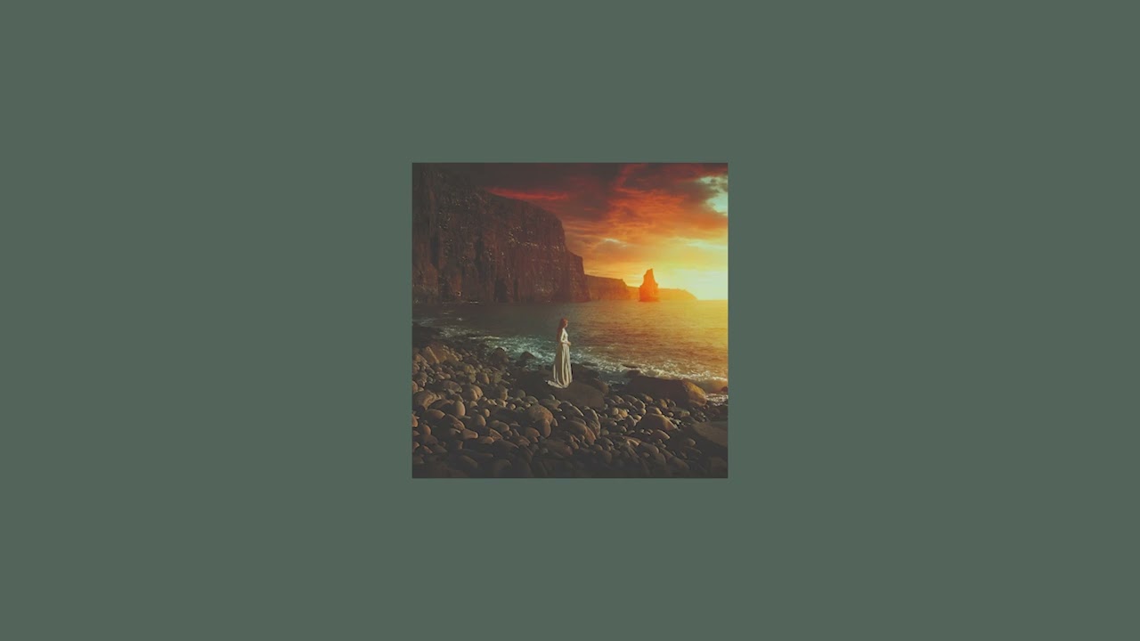 Aaron Hibell - glued 2 deep in time ( s l o w e d  + r e v e r b )