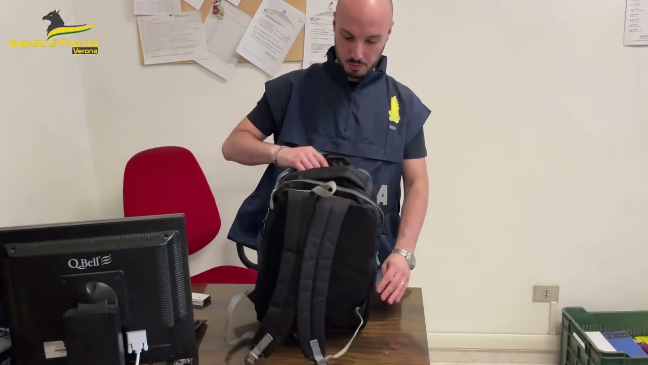 Caporalato, 33 operai ridotti in schiavitù per lavorare nelle campagne: due connazionali indagati