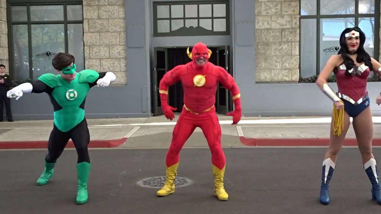 Flash & Justice League Show | The Speed of Light | Warner Bros Movie World | Full HD Show | DC Event